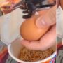 Tambahkan Telur di Rebusan Pop Mie, Warganet Ini Malah Gagal Makan