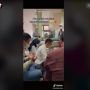 Viral Video Akad Nikah Sebelum Ibu Meninggal, Suasana Haru di Rumah Sakit