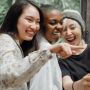 4 Tips Menjaga Hubungan Pertemanan Selalu Awet, Selalu Ada Untuknya!