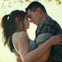 Review Film Purple Hearts: Pernikahan Palsu Marinir dan Musisi