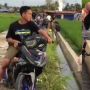 Mau Gaya Malah Berakhir Nyemplung Sawah, Aksinya Bikin Malu
