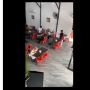 Viral Pengunjung Tampak Badmood, Karyawan Resto Lakukan Hal Manis Ini