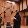 6 Penyanyi Dangdut Berhijab, Terbaru Cita Citata Mengenakan Jilbab saat Rekaman