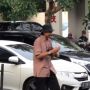 10 Artis Jajan di Pinggir Jalan, Ada Nagita Slavina dan Duta Sheila On 7