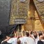 Alhamdulillah! Jemaah Kini Bisa Sentuh Ka'bah dan Cium Hajar Aswad