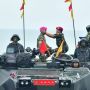 Jenderal Andika Perkasa Jadi Warga Kehormatan Marinir, Ikut Latihan Pertempuran Jarak Dekat