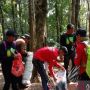 Ada Celana Dalam, 150 Karung Sampah Diturunkan dari Jalur Pendakian di Gunung Gede Pangrango