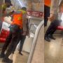 Viral Video Emak-Emak Terlibat Cekcok dengan Petugas KRL Gegara Ditanya Mau Turun di Mana, Publik: Emaknya Siapa Tuh?