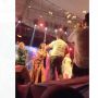 Viral Kades di Bogor Sawer Biduan Dangdut Pegang Uang Segepok, Publik: Kalau Sama Saya Uangnya Buat Bayar Sekolah Anak