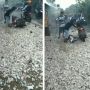 Video Insiden Barang Bawaan Pengendara Motor Meledak di Citayam, Jalanan Dipenuhi Asap Tebal