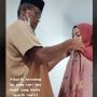 Viral Video Suami Rapikan Kerudung Istri, Warganet Heran: Romantis, padahal Beda Usia