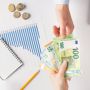 5 Tips Meminjam Uang kepada Teman yang Bisa Kamu Terapkan