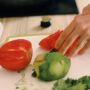 3 Kendala Menyiapkan Bekal Makan Siang di Kantor dan Cara Mengatasinya