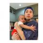 Gendong Rayyanza, Momen Henry Lau eks Suju Main ke Rumah Raffi Ahmad Bikin Heboh
