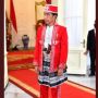 Jokowi Suruh Tebak Asal Baju Adat yang Dipakai, Netizen Minta Diberi Sepeda