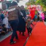 Ciliwung Fashion Week Jadi Ajang Parodi Komedi Bagi Warga