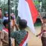 Momen Anak Rimba di Jambi Kibarkan Bendera Merah Putih di Hari Kemerdekaan