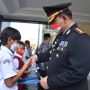 Hari Kemerdekaan RI, Kapolresta Solo Berikan Beasiswa Bagi Putra Putri Polri yang Berprestasi