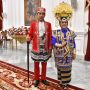 Presiden-Ibu Negara Kenakan Baju Adat Dolomani Khas Buton