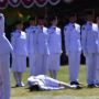 Anggota Paskibra Pingsan di Tengah Lapangan Saat Upacara HUT Kemerdekaan RI