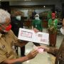Diberi Uang Baru oleh BI, Ganjar Malah Kasih Rupiah Lama: Biar Nggak Gratifikasi