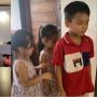 Mama Sambung Pertemukan Tiga Anak Angkatnya dengan Ibu Kandung, Tuai Pujian Warganet