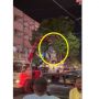 Kena Derek Gegara Parkir Sembarangan, Pria Ini Malah Santai Duduk di Sepeda Motor yang Dikerek