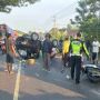 Pikap Tujuan Ponpes Gontor Tabrak Suami-Istri di Jalan Soekarno Ngawi