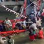 Viral! Jembatan Ambruk Saat Warga Nonton Lomba Perang Bantal HUT-77 RI di Gambir
