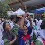 Video Viral Aksi Mahasiswa UPN Bawa Salib untuk Promosikan UKM, Warganet Heboh: S1 Marketing Agama