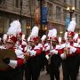 Super Kompak! Emak-emak Gelar Marching Band Keliling Desa, Gunakan Alat Rumah Tangga