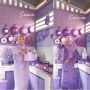 Pencinta Warna Ungu Sejati, Emak-Emak Ini Pakai Outfit hingga Punya Perabot Dapur Serba Ungu