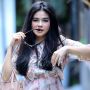 7 Pesona Karina Ranau, Istri Epy Kusnandar yang Masih Cocok Jadi Anak SMA