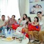 10 Potret Kimbab Family Datang ke Andara, Raffi Ahmad Tunjukan Skill Bermain Piano