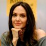 Respek! Angelina Jolie Suarakan Dukungan untuk Mahsa Amini dan Perempuan Iran