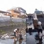 Pemuda ini Bersihkan Sampah di Sungai Sendirian sampai Bersih, Banjir Pujian: Ini Baru Konten!