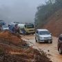 Kawasan Longsor Jalur Sitinjau Lauik Kian Mencekam, Penanganan Pemprov Sumbar Disentil Lamban: Sudah Mengancam Nyawa!
