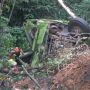 Truk Masuk Jurang Sitinjau Lauik, Sopirnya dalam Pencarian