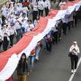 Kirab Bendera Merah Putih Sepanjang 1.700 Meter, Bendera Berkibar dari Istana ke Bundaran HI