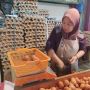 Harga Telur Ayam Melejit, Penjual Roti di Bandung Barat Menjerit