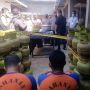 Gerebek Tempat Pengoplosan Elpiji Bersubsidi di Jombang