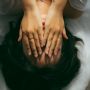 Cara Menghibur 12 Zodiak saat Bersedih, Virgo Butuh Pendengar yang Baik