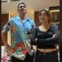 Verrell Bramasta Buka Kancing Baju, Livy Renata Langsung Salting