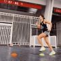 Tampil Sporty, Lengan Nia Ramadhani Berotot