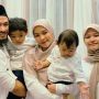 8 Potret Keluarga Uki Eks NOAH Usai Hijrah, Makin Harmonis Bersama Istri dan Buah Hatinya
