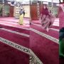 Heboh Video Emak-Emak Keasyikan Bikin Konten TikTok di Dalam Masjid, Warganet: Makin Tua Makin Banyak Tingkah