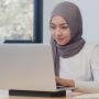 5 Tanda Bahwa Kamu Lebih Nyaman Jadi Wanita Karier, Cinta Bukan Prioritas