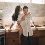 Pamer Foto Mesra di Dapur, Ini 5 Potret Anniversary Raisa dan Hamish Daud yang Super Romantis
