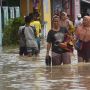 Hujan Lebat Guyur Wilayah Banten, Sejumlah Ruas Jalan di Rangkasbitung Tergenang Banjir, Ketinggian Capai 30 Centimeter