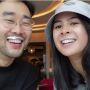 Suami Maudy Ayunda Bagikan Momen Buka Puasa Bareng Istri, Netizen Malah Fokus Hasil Fotonya Gak Ada yang Bener